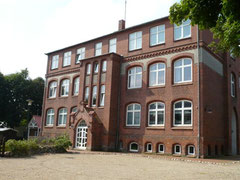Ehemaliges Schulgebäude, heute Heimatmuseum Lunden