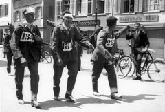Läufergruppe beim Frauenfelder Militärwettmarsch