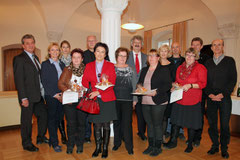 Die Jubilare des Magistrats Krems mit Vizebgm. Gottfried Haselmayer und Stadträtin Eva Hollerer. Foto: Stadt Krems.