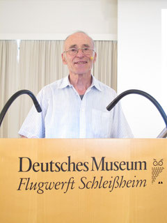 Otto Bürger kurz vor seinem Vortrag am 11.August. Foto: jkob