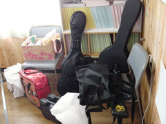 大塾の教室の片隅の代償部屋。