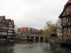 Blick auf den Stintmarkt von der Abtsmühle aus, Lüneburg