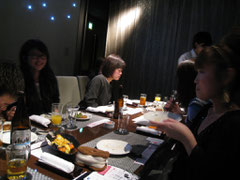 トゥーマウンテンズ会食