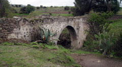 Acueducto  de agua"El arco".