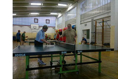 TT Training in der Turnhalle