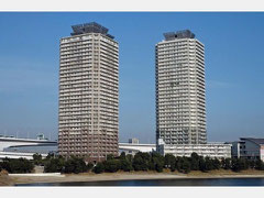 URのマンションでは、長期耐久性コンクリートが使われ、給排水管の交換も可能な設計がなされています