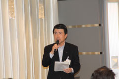 新役員 荒木会計監査より収支報告