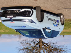 Fahrschule-Auto von Abfahren.ch mit Automatikgetriebe
