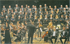 Der Cornelius-Burgh-Chor und das Orchester der Musikakademie Breslau führten im März in der Stadthalle Erkelenz das Stabat Mater von Joseph Haydn auf. rp-foto: günter passage