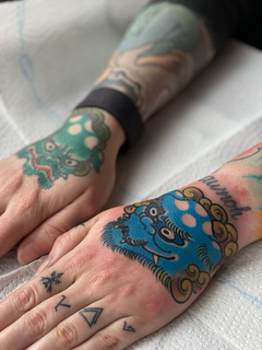 Hand tattoos im japanischen stil
