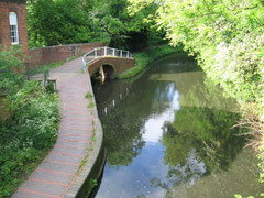 The Stratford Canal at the Alcester Road looking east from the bridge at Millpool Hill. © Copyright David Stowell and licensed for reuse under a Creative Commons Licence.Geograph OS reference SP0779 - see Acknowledgemnts for a link to that website.