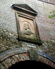 Brandwood Tunnel - detail, presumably Shakespeare, downloaded from flickr. Image by Pete Ashton reusable under Creative Commons Licence: Attribution-Noncommercial 2.0 Generic. Edited by WD. See Acknowledgements for a direct link to flickr.