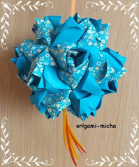 Little Roses/Autor:Maria Sinayskaya/Faltarbeit:Origami-Micha
