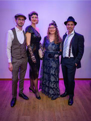 Stilvolles Publikum Burlesque Show Düsseldorf