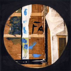 42 x 42 cm