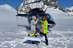 Elite Flights, Alpenrundflug mit Gletscherlandung,  Gletscherapéro auf dem Petersgrat