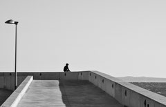 Promenade with boy, waiting, Katalonien