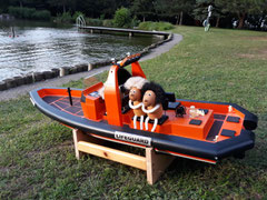 Spaßbootmodelle - Diverse Ausführungen. Hier kann der Modellbauer seiner Fantasie freien Lauf lassen. Es gibt keine Einschränkungen bei der Wahl der Form und des Designs. 