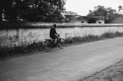 rushing home.., Alleppy, Kerala, 2013