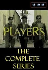 PLAYERS <br>LES MAÎTRES DU JEU <br>NBC - 1996 - USA <br>Studio de doublage : Libra <br>Direction artistique : Jacques Barclay <br>6 épisodes sur 18 <br>Diffusion : M 6