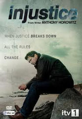 INJUSTICE <br>ITV - 2010 - GB <br>Studio de doublage : Imagine <br>Direction artistique : Catherine Brot <br>4 épisodes sur 5 <br>Diffusion : ARTE