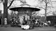 Alltagsbilder aus Leipzig 1945 - 1950, Hauptzweigstelle der Sparkasse Bamberg, 1990