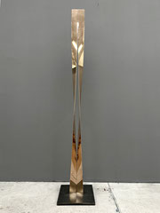 BLANC DE NOIRS, 2019, Bronze auf Edelstahlplatte, H: 199cm (mit Fuß) Auflage: 1/3 + 1a.p.