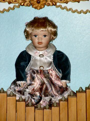 POUPEE ORGUE DE BARBARIE