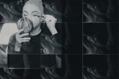THE DROWN WORLD TOUR/2001/THE BANK LONDON