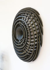 Spiral Galaxy two / 2018 / 60x15x80cm / Eichenholz, geflammt / Auftrag