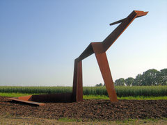 Drei Tore, ein Kommen und Gehen / 2010 / 770x575x525cm / Eisenblech 8mm / Wettbewerb