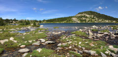 Estany de les Dugues au pied du Carlit