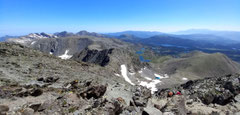 Panorama vers les Bouillouses du haut du Carlit.