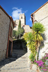 Eus et ses ruelles pentues