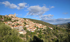 Eus, un des plus beaux et plus ensoleillés villages de France.