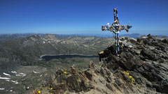 La croix du Carlit et le Lac de Lanoux