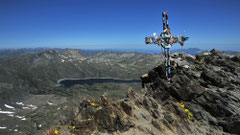 La croix du Carlit et le Lac de Lanoux
