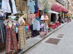 Shopping à Villefranche.