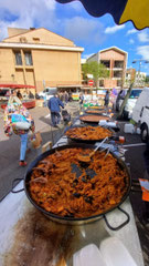 Plats régionaux au marché de Prades.