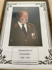 Kommandant Klaus Holzmann 1990-2003