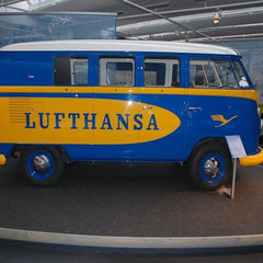 4 Zylinder-Boxer mit 1,5l Hubraum und 44PS aus dem Jahre 1964.