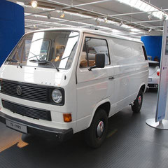 T3-Basis-Sondermodell "K800" aus dem Jahr 1992. 4 Zylinder Reihendiesel mit 1,8l Hubraum und 57PS. Abgespeckte Version des Kastenwagens mit einer Nutzlast von nur 800kg.