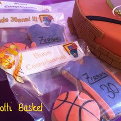biscotti decorati basket