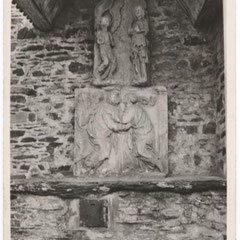 Bas-relief de l'église de Saint-Jean-de-Béré