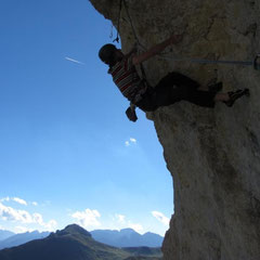 Chrissi working the 7c+-pitch.