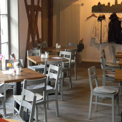 Gastronomieeinrichtung: Cafe