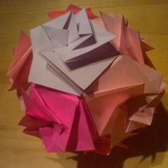 Modular-Origami/Autor:Enrica Dray/Faltarbeit:Origami-Micha