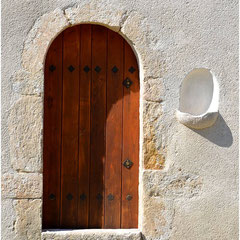 La petite porte latérale
