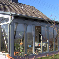 Wintergarten aus Holz-Aluminium (Privathaus in der Eifel)