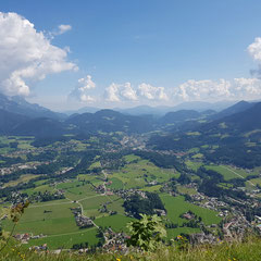 Blick vom Hausberg dem Grünstein auf Schönau